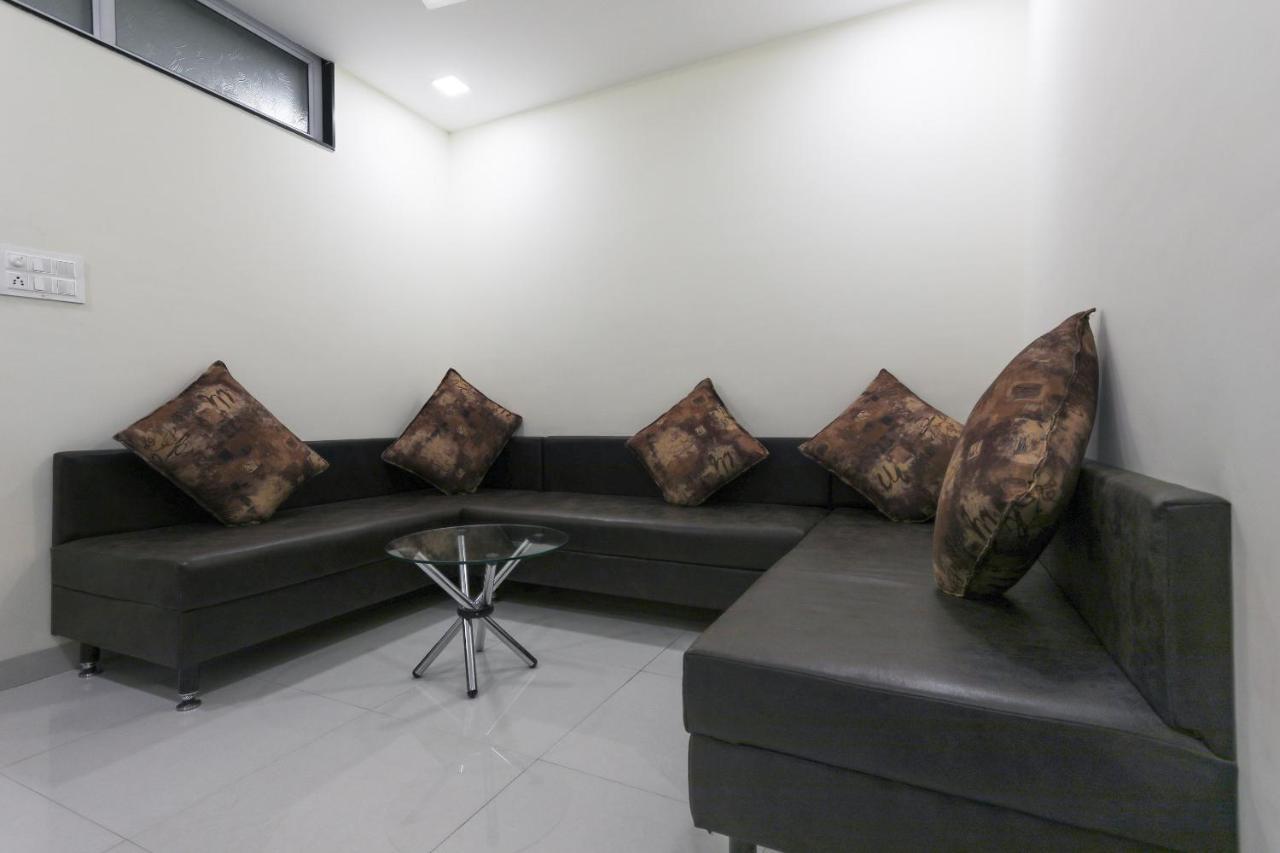 Hotel Oyo 60577 Sukhmani Residency Indaur Exteriér fotografie